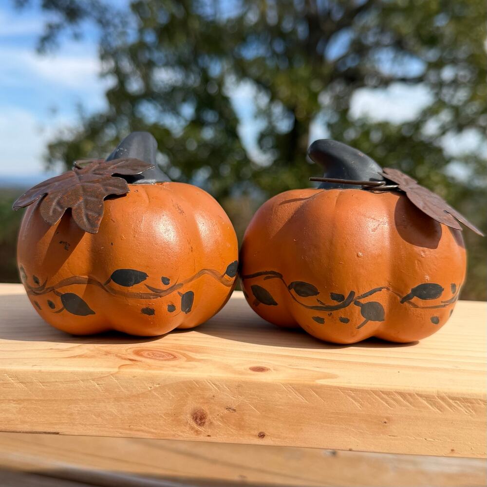 Rustic JoAnn Autumn Inspirations Ceramic Pumpkins w/ Leaves Fall Decor Set of 2
